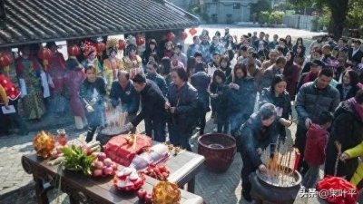 南方的春节民俗活动丰富多彩，具有独特的地域文化和传统习俗