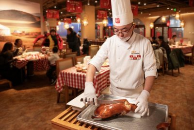 ​西贝“预制菜”风波72小时：日营业额蒸发百万，贾国龙硬刚到底，罗永浩主动“