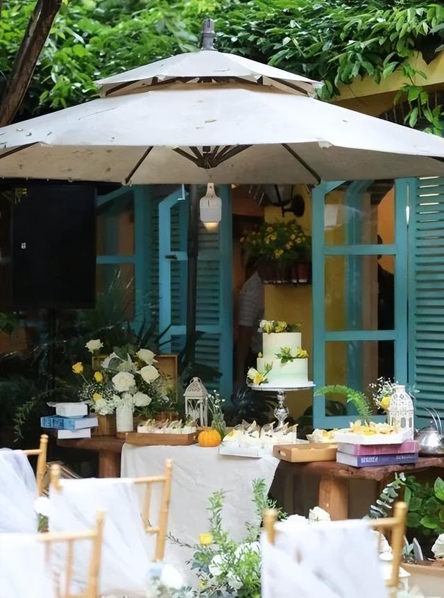 昆明十大必吃本地餐厅24小时营业（昆明这10家餐厅竟然是名人故居）(47)