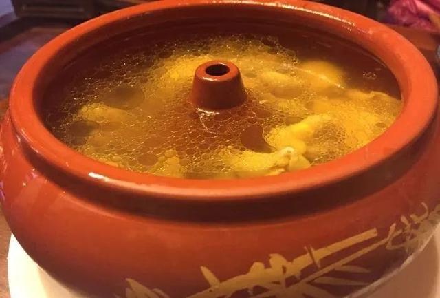 昆明十大必吃本地餐厅24小时营业（昆明这10家餐厅竟然是名人故居）(9)