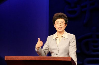 《百家讲坛》蒙曼,年近半百仍未婚,自称:“最想嫁给孙悟空”