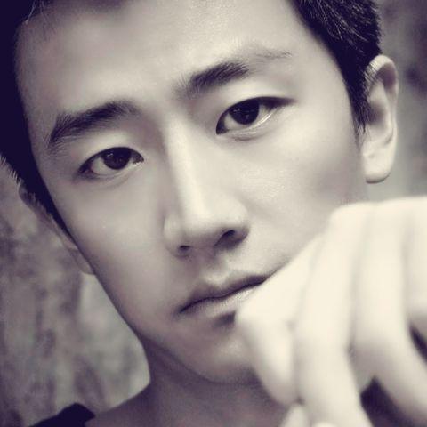 黄轩是不是抑郁症啊（黄轩微博自爆常常内心焦虑）(9)