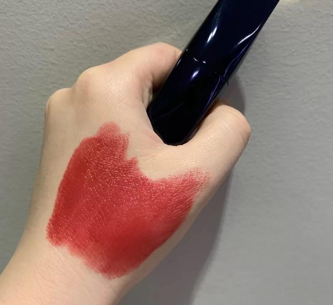 最适合黄皮的口红色号排行（黄皮肤适合什么颜色口红）(图15)