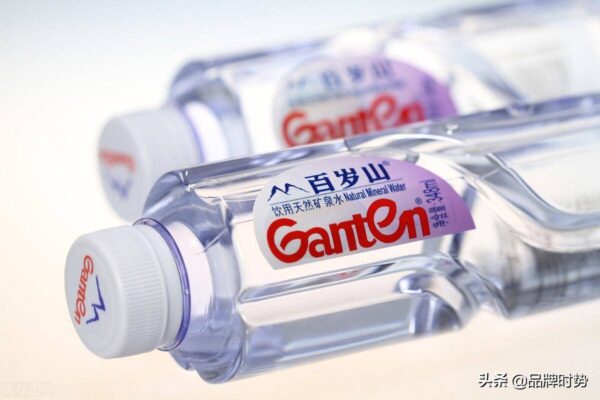 十大矿泉水品牌排行榜前十名（怡宝矿泉水排名第几位）-1
