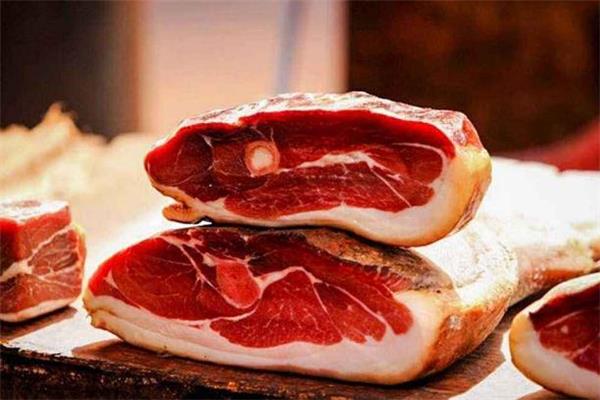 金华火腿和腊肉哪个好吃 金华火腿和腊肉哪个贵 金华火腿和腊肉哪个好吃 金华火腿和腊肉哪个贵