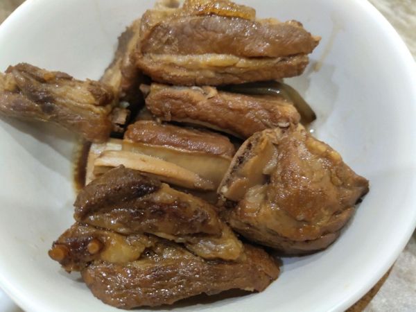 怎样炖排骨(非常懒人版之家常炖排骨做法步骤)