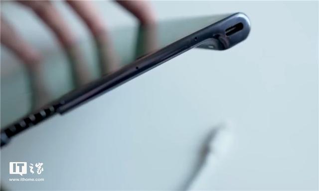 华为折叠屏手机matex外观尺寸（X折叠屏手机上手）(1)