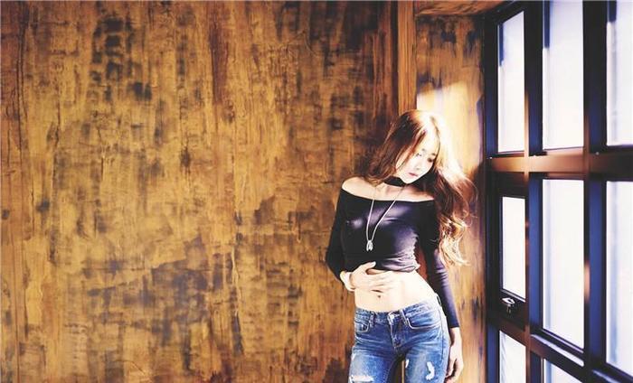 破洞牛仔, 性感迷人朴贤善