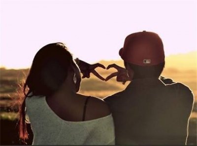 ​如何解决和女朋友聊天话题越来越少的问题？