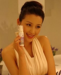 甘婷婷:从“最美潘金莲”到烂片女王,她究竟经历了什么?